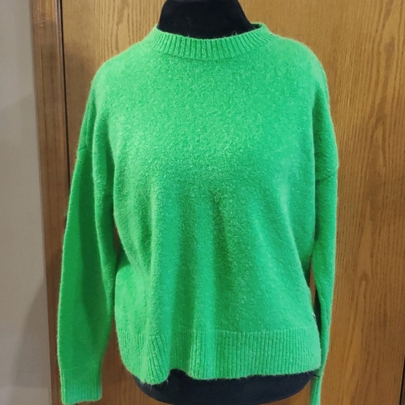 Maison scotch wool alpaca blend smart tarte bold pink and green 2 pack sweaters - Picture 8 of 9